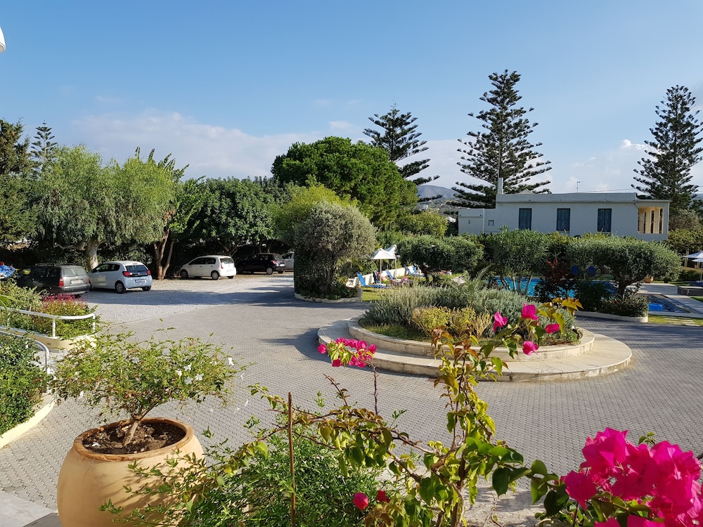 mantenia hotel