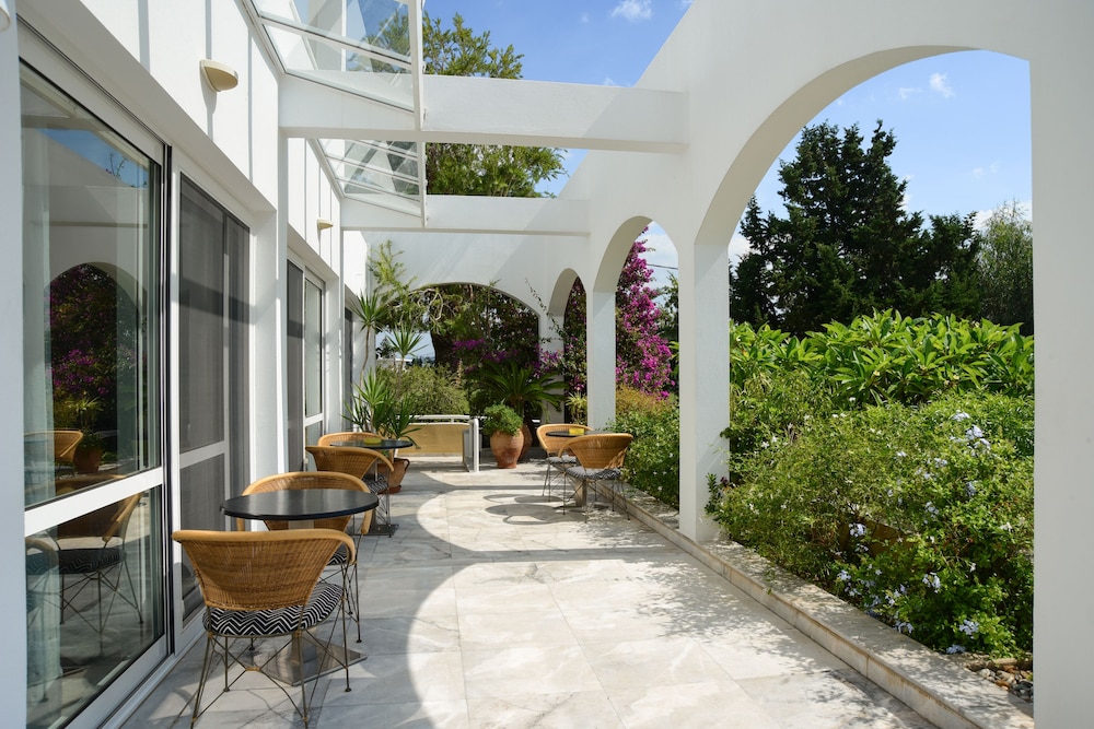 mantenia hotel