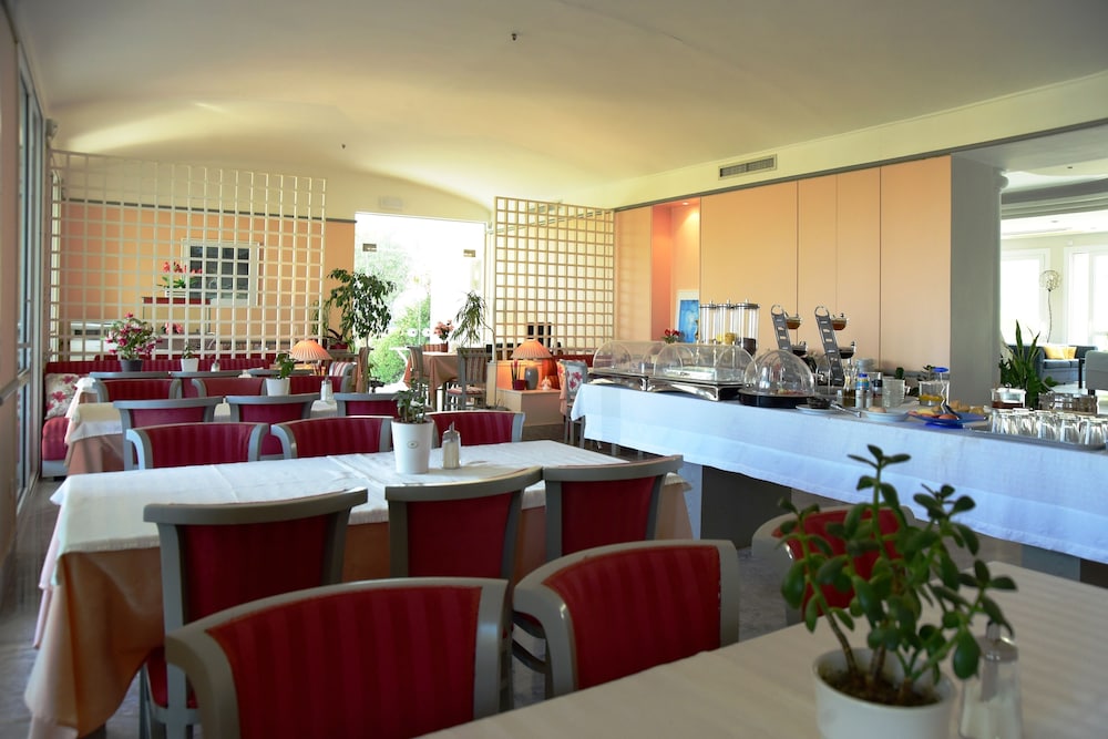 mantenia hotel