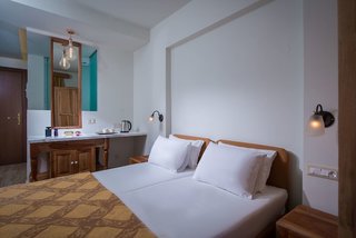 anesis blue boutique hotel