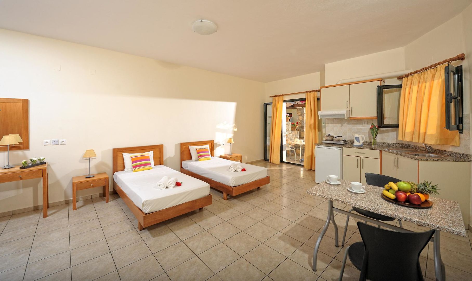 kristalli hotel apartments