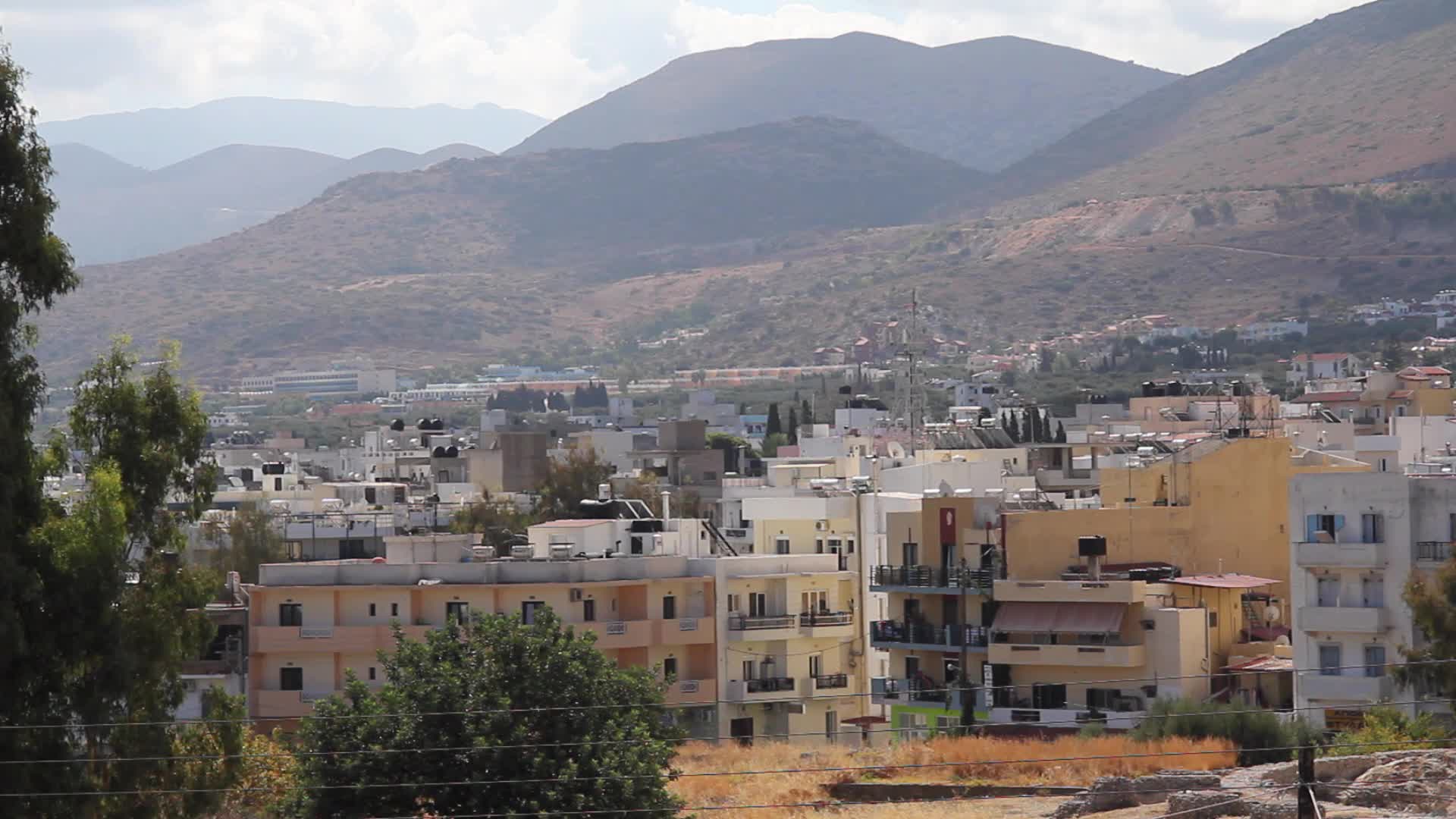 acropolis apartments