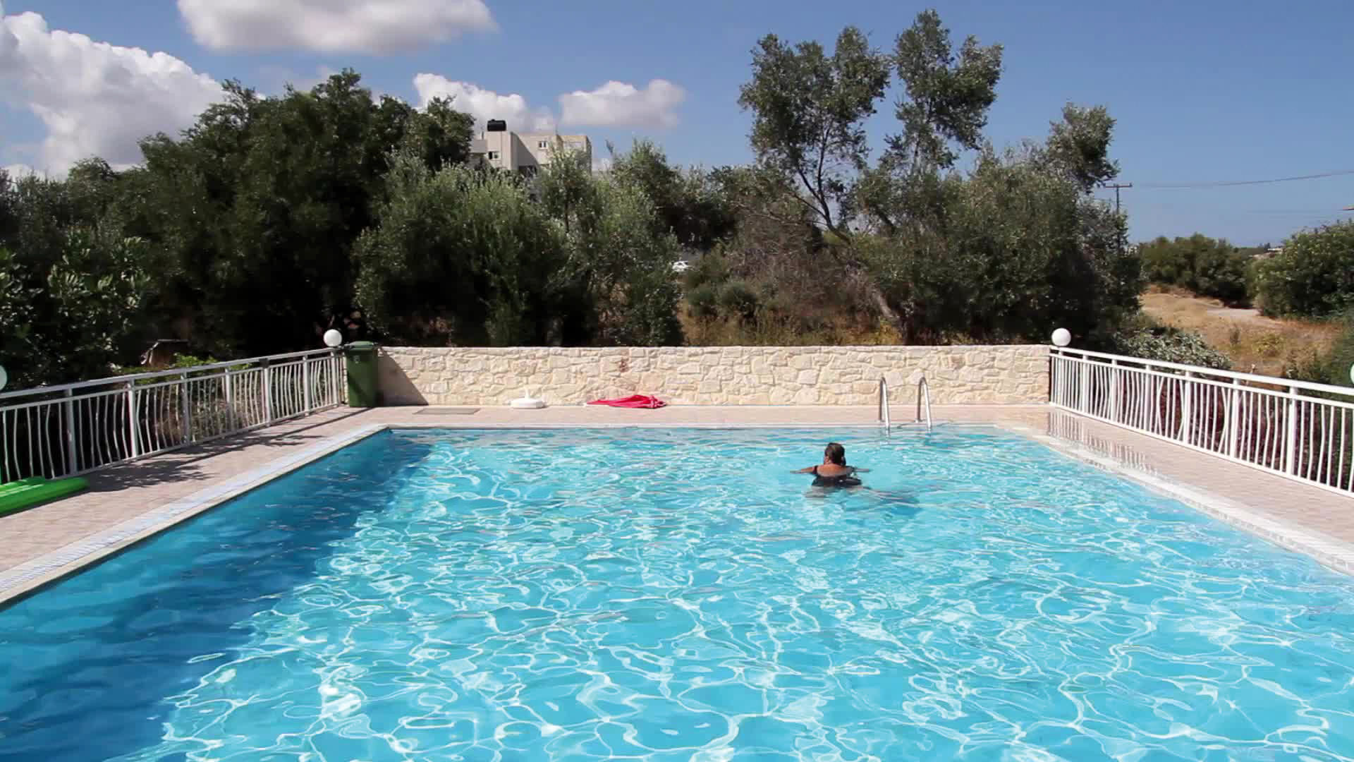 acropolis apartments