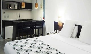 ritz suites home service