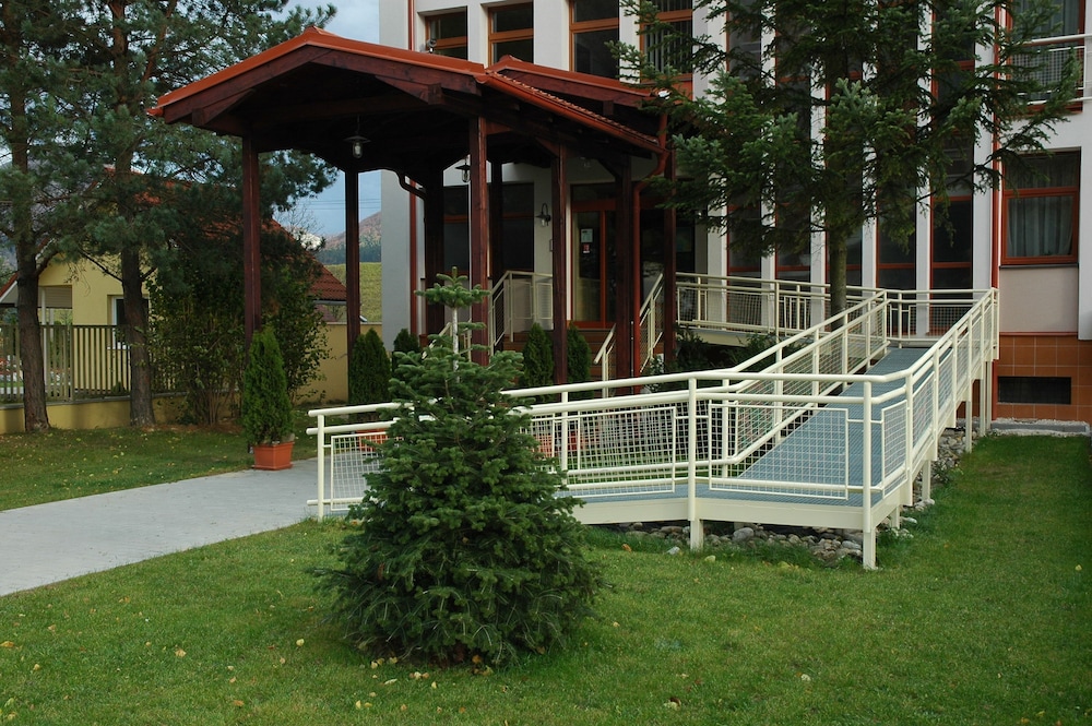 hotel podhradie