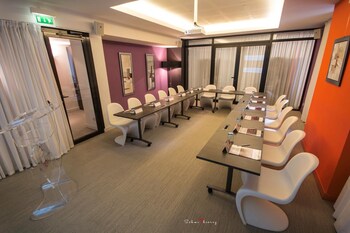 Le Rex Hotel,Ibos>>Hautes-Pyrénées,4 star