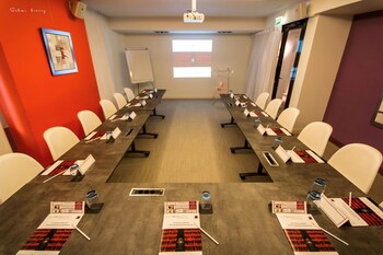 Le Rex Hotel,Ibos>>Hautes-Pyrénées,4 star