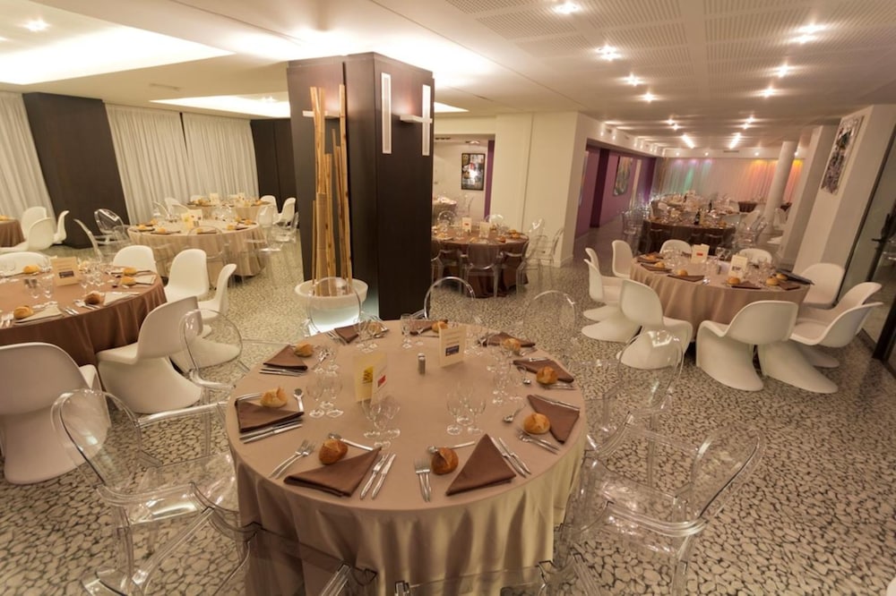 le rex hotel
