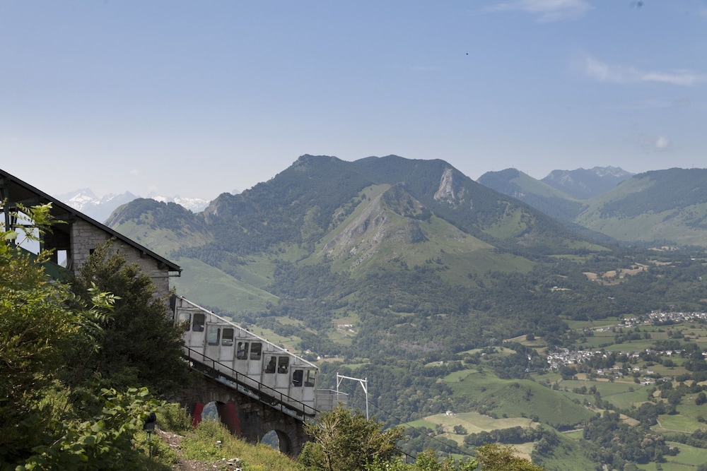 lourdes