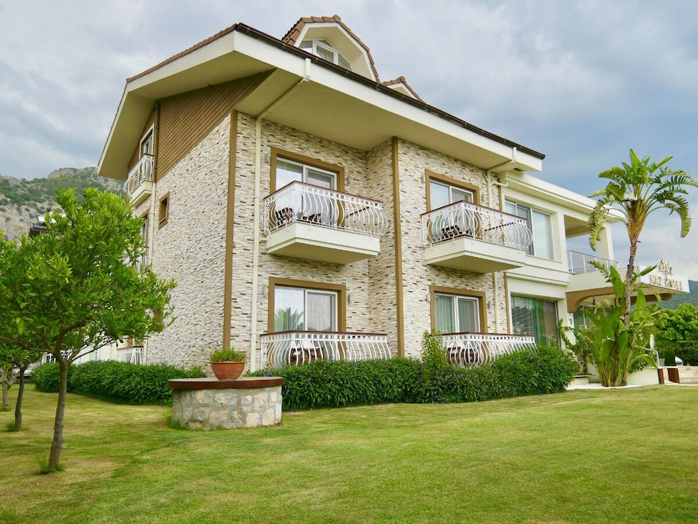 gocek naz hotel