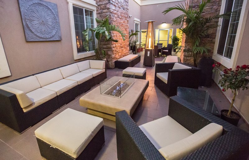 holiday inn express benicia by ihg
