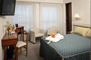 Hotel Iruña,La Perla>>Buenos Aires,4 star