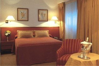 hotel iruna