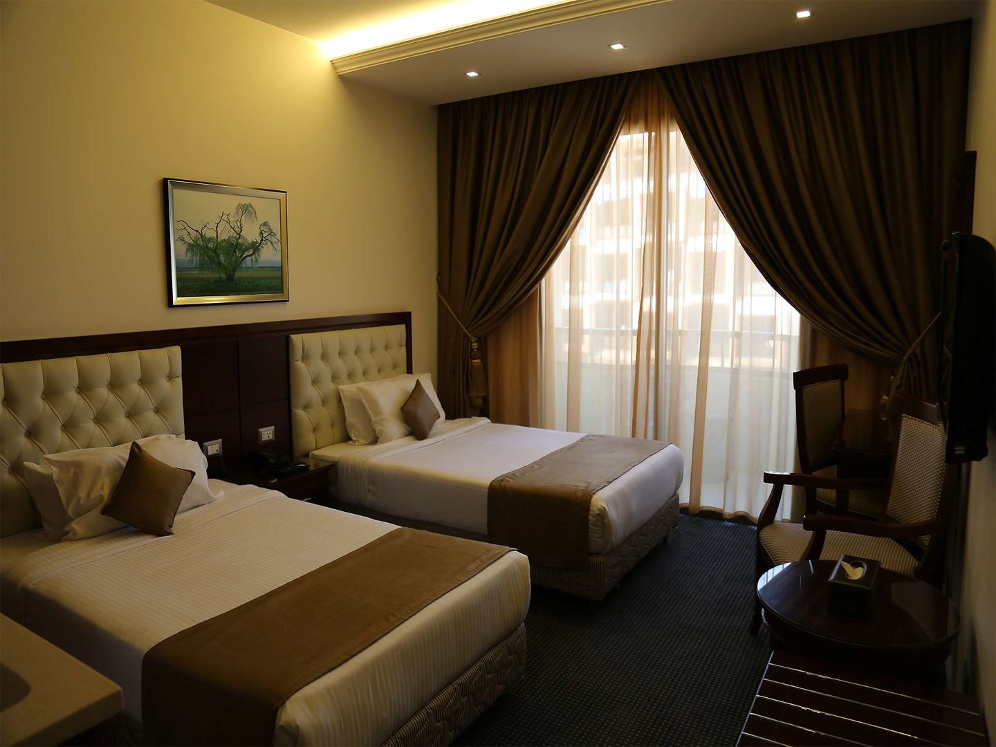 midtown hotel and suites