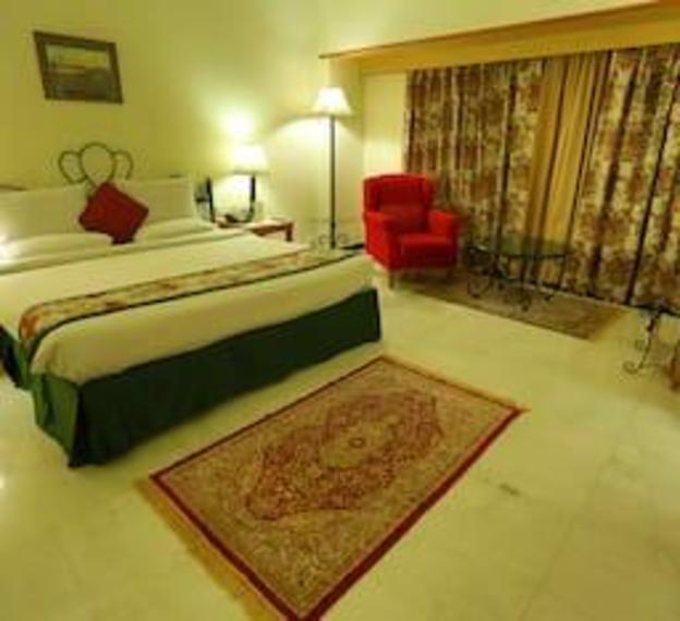 a hotel ludhiana