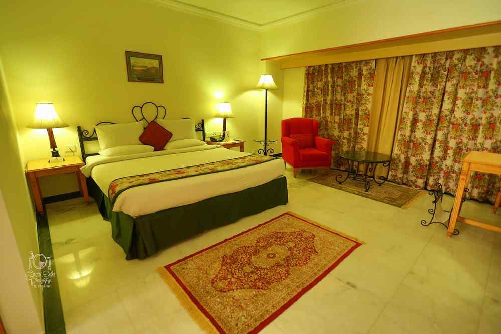 a hotel ludhiana