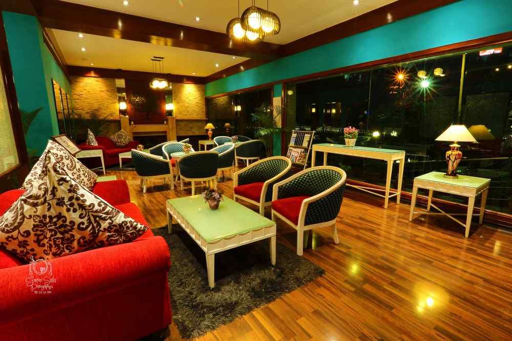 a hotel ludhiana