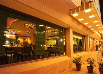 a hotel ludhiana