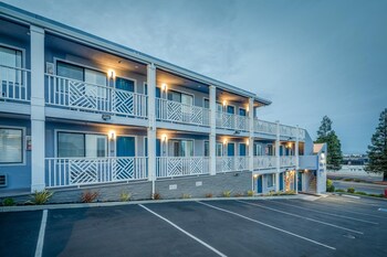 Silicon Valley Inn,Redwood City>>Belmont,2 star
