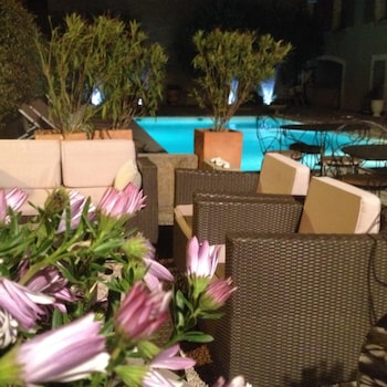 hotel les magnanarelles