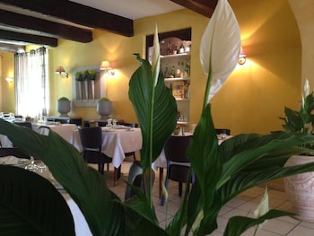 hotel les magnanarelles