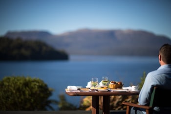 lake tarawera