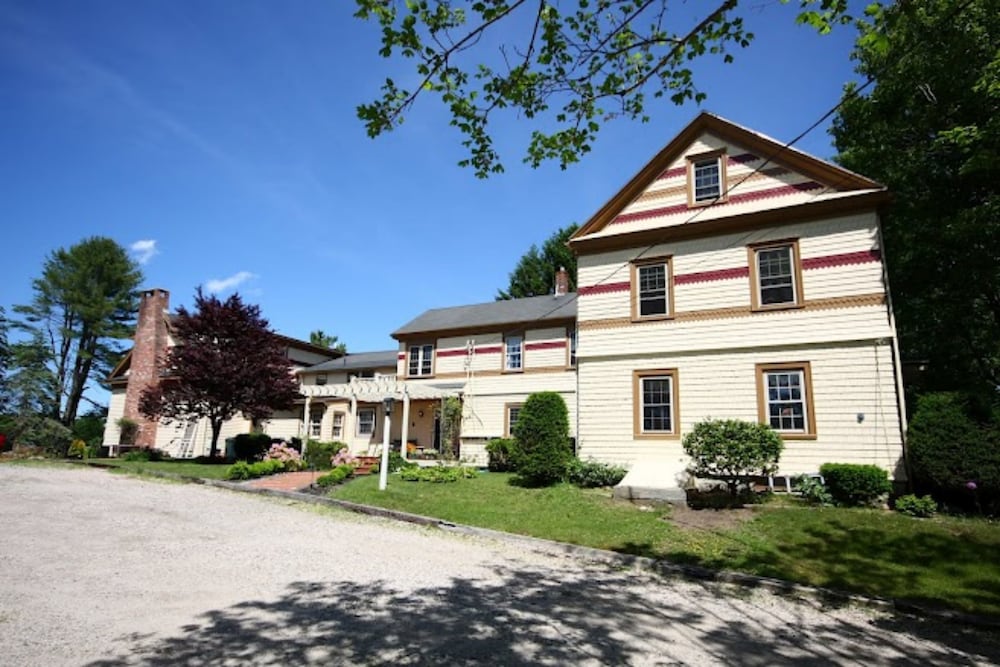 1802 house bed and breakfast
