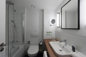 Holiday Inn Berlin City West By Ihg,Eichwalde>>Berlin,4 star