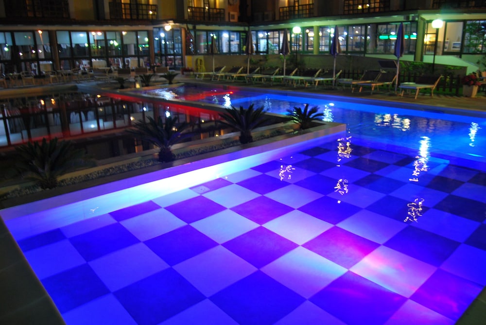 hotel river park