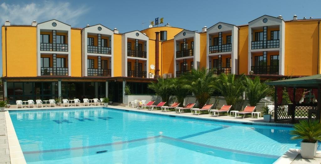 hotel river park