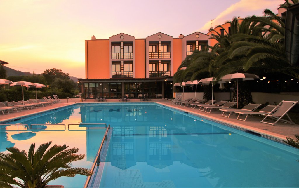 hotel river park
