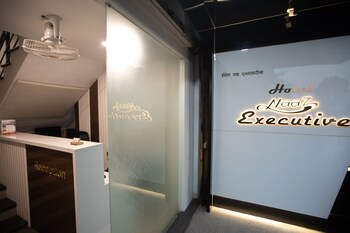 hotel naaz executive near t2 airport