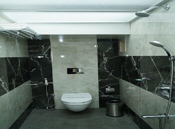 hotel naaz executive near t2 airport