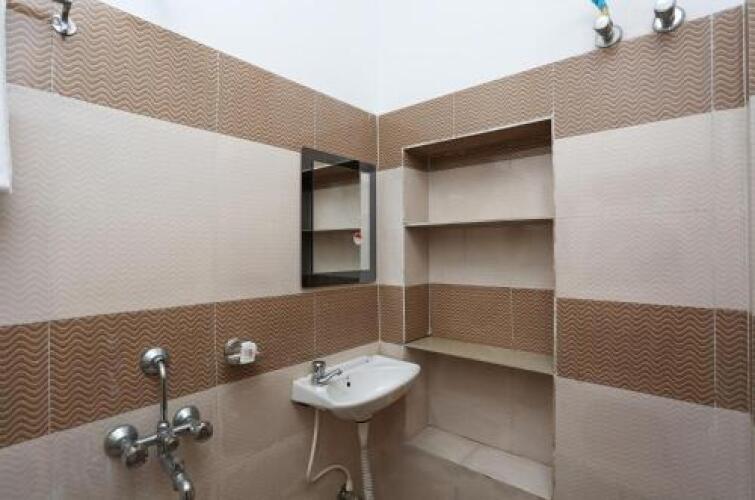 hotel somnath rest house