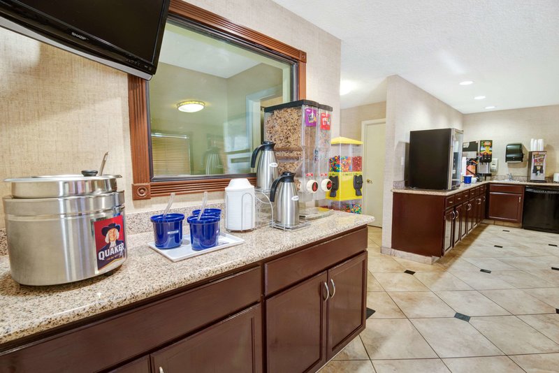 days inn by wyndham albuquerque west