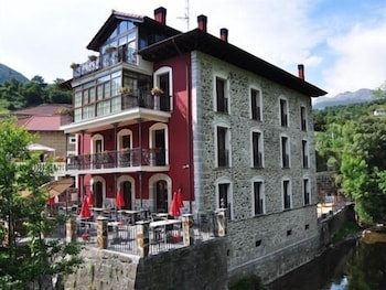 Akla Hotel La Casa Del Puente,Lanestosa>>Cantabria,4 star
