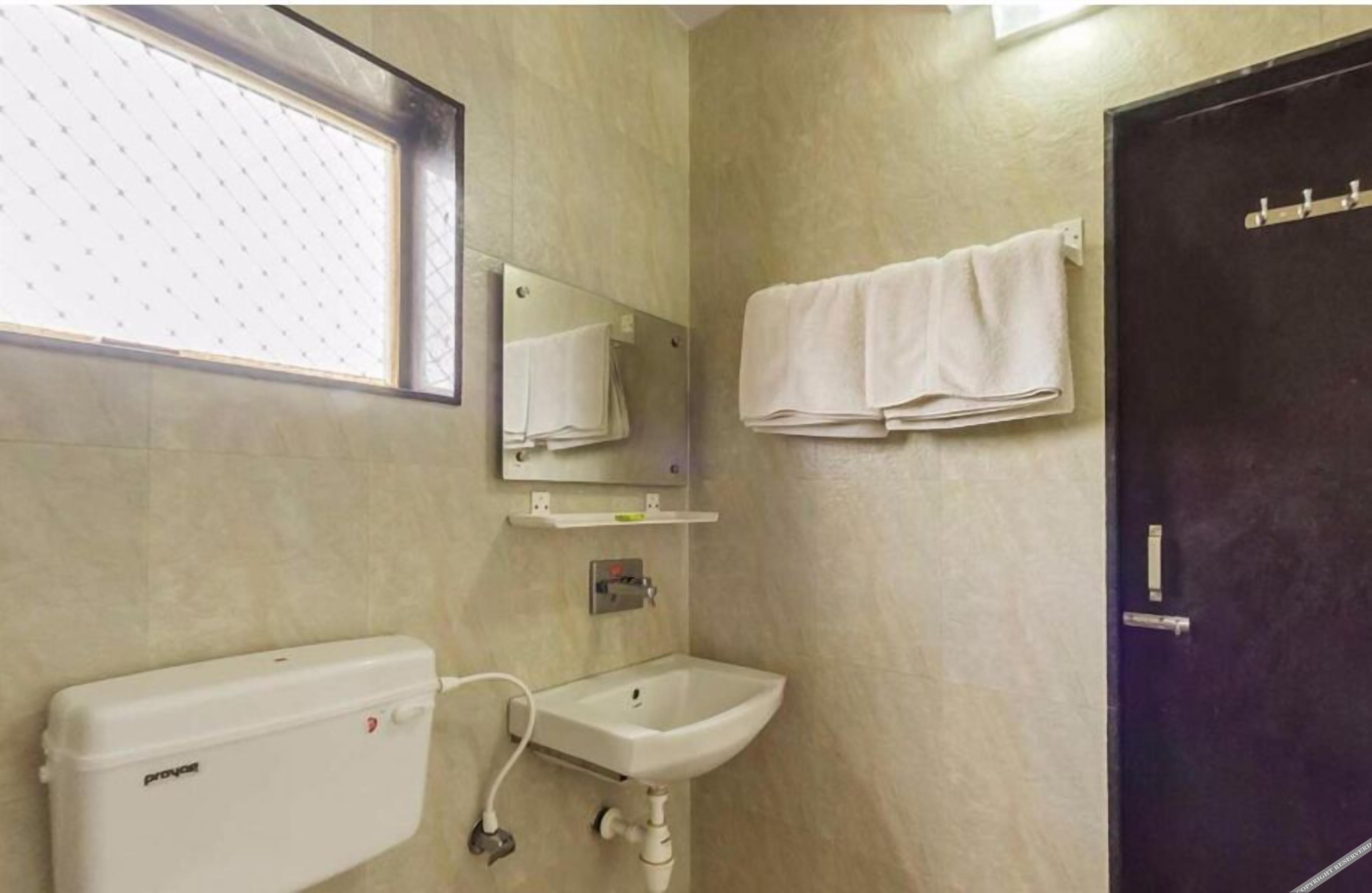 hotel sukh sagar