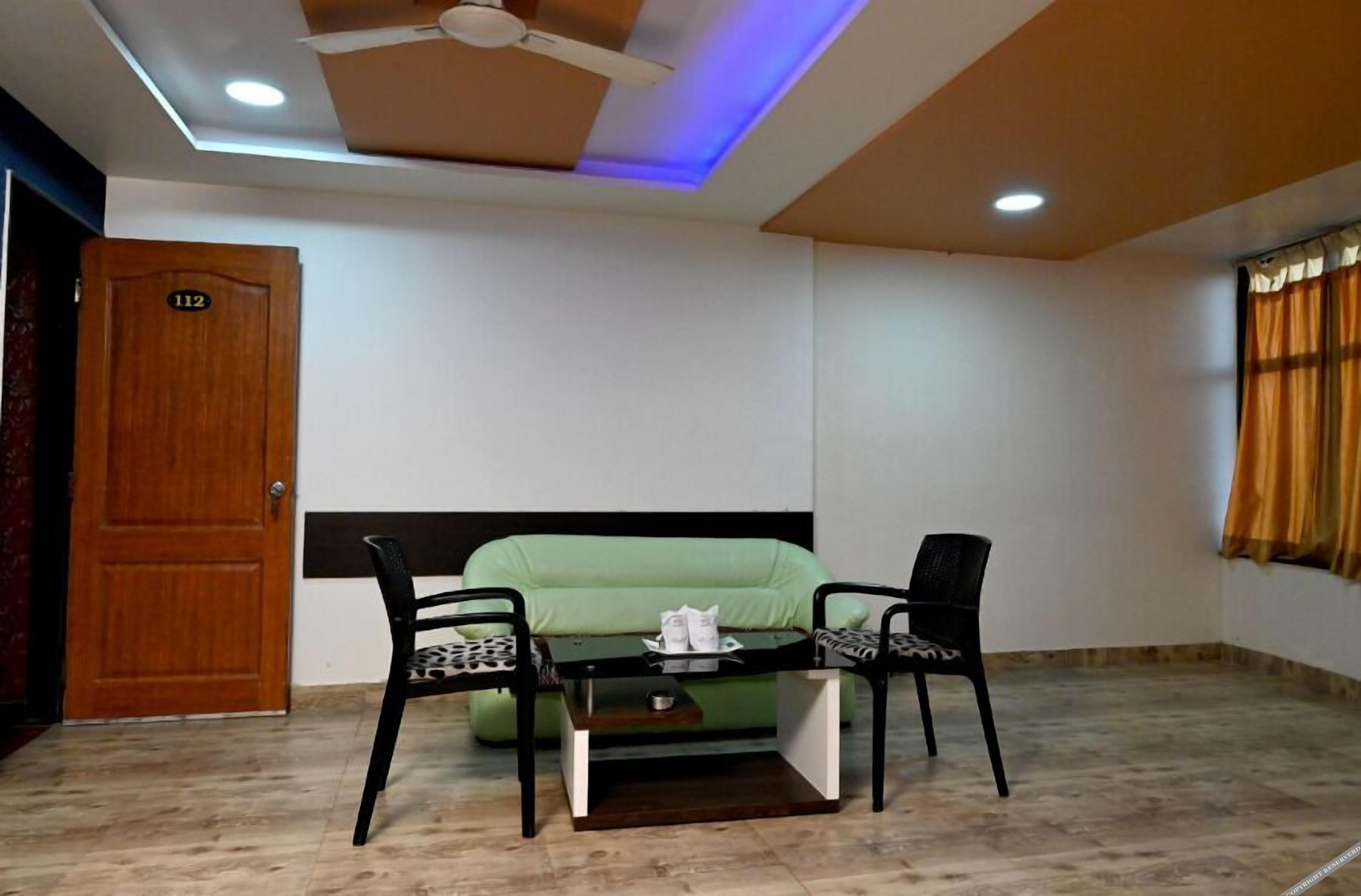 hotel sukh sagar