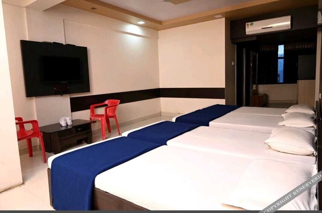 hotel sukh sagar