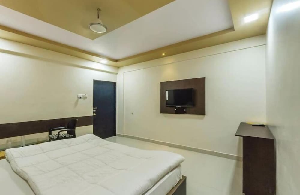 hotel sukh sagar