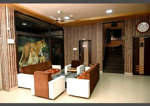 hotel sukh sagar