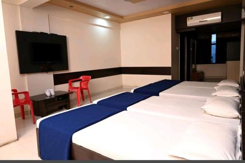 hotel sukh sagar