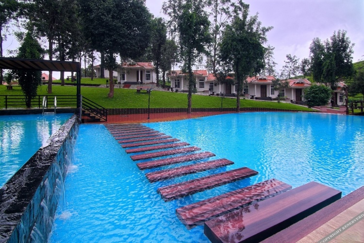 sandalo castle resorts