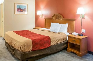 Econo Lodge West - Coors Blvd,Bernalillo>>Albuquerque,2 star