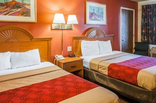 Econo Lodge West - Coors Blvd,Bernalillo>>Albuquerque,2 star