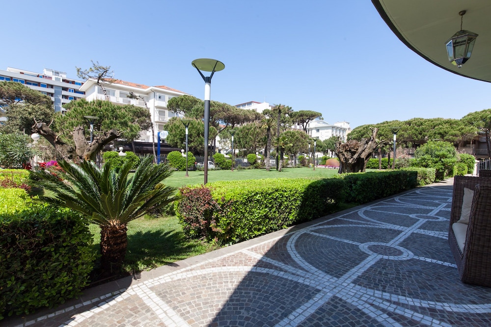 hotel palace