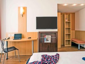 Ibis Berlin City Süd,Eichwalde>>Berlin,3 star