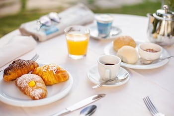 Hotel Doge,Cervia>>Bologna,4 star