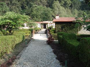 Corbett Roop Resorts,Garjia>>Corbett National Park,3 star