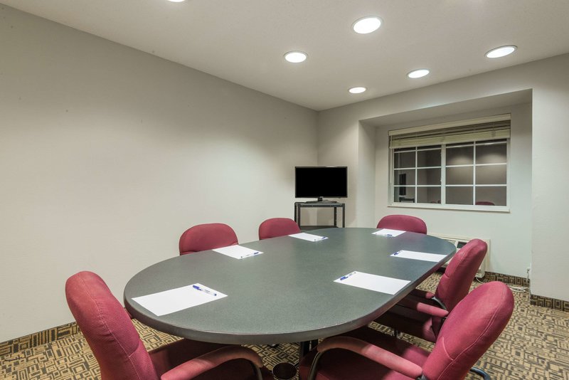 microtel inn and suites by wyndham bethel danbury